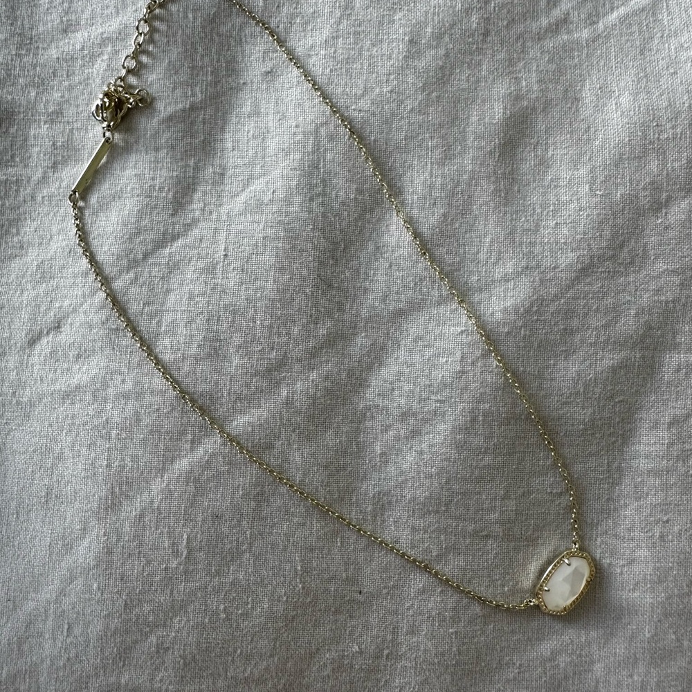 Kendra Scott Necklace